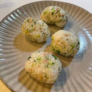 幼児食に☆サバ缶deおにぎり